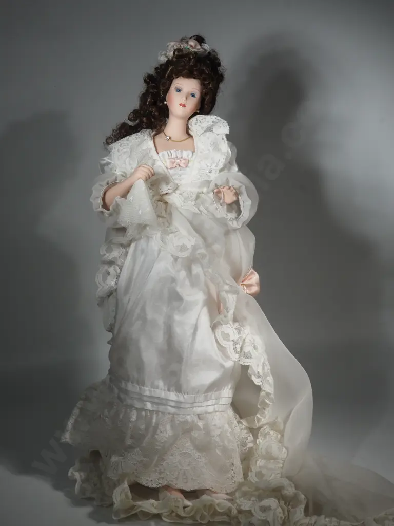 Vintage Porcelain Bride Doll On Stand. Hgt 470mm   Image 1++