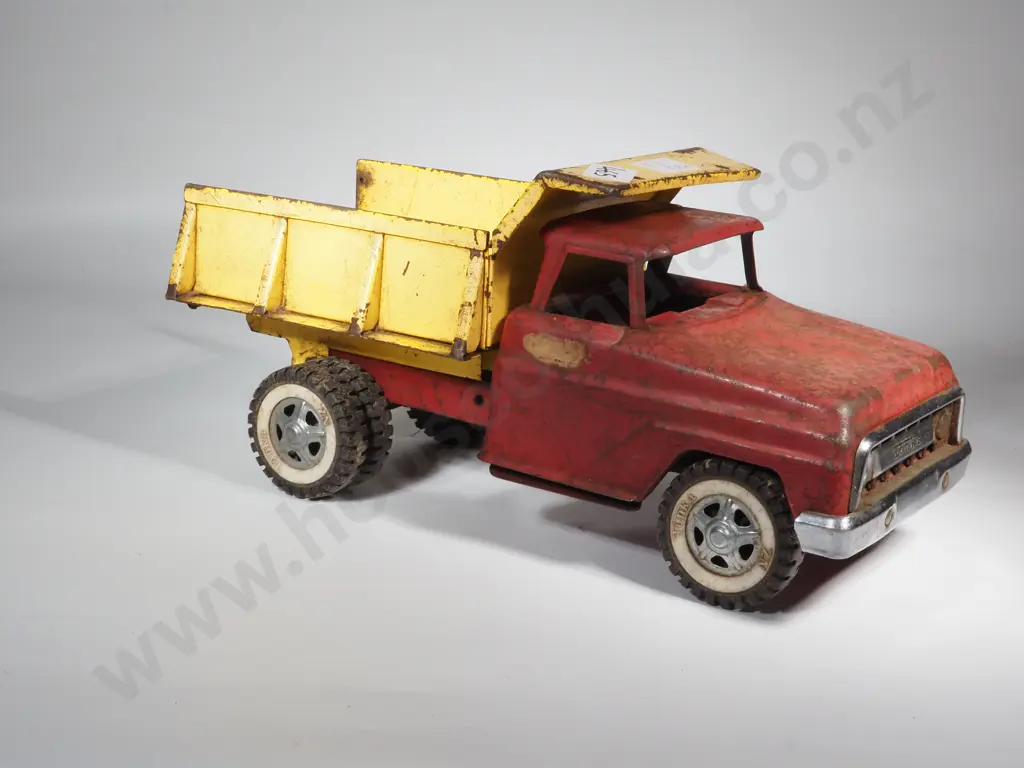 Late 1960s Red/Yellow Tonka Tipper Truck. Image 1++