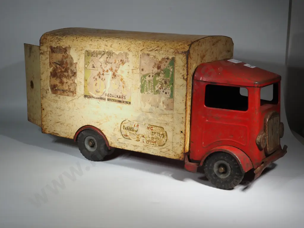 1960s Triang Delivery truck. Image 1++