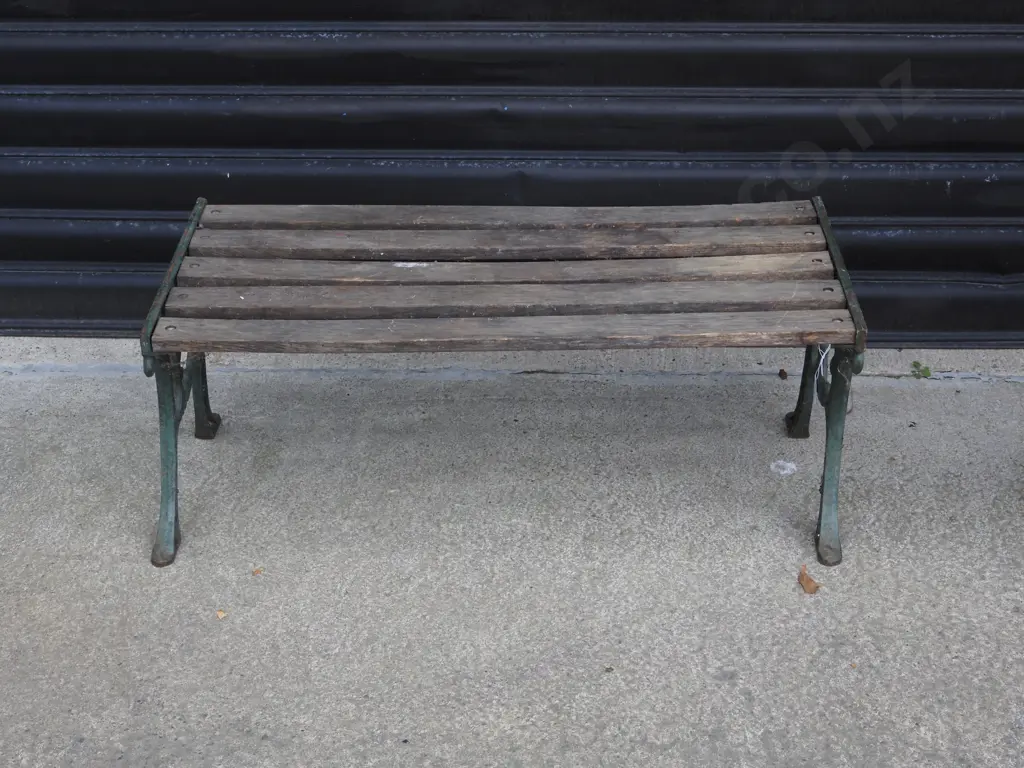 Bench Seat w Cast Iron Ends. Image 1++