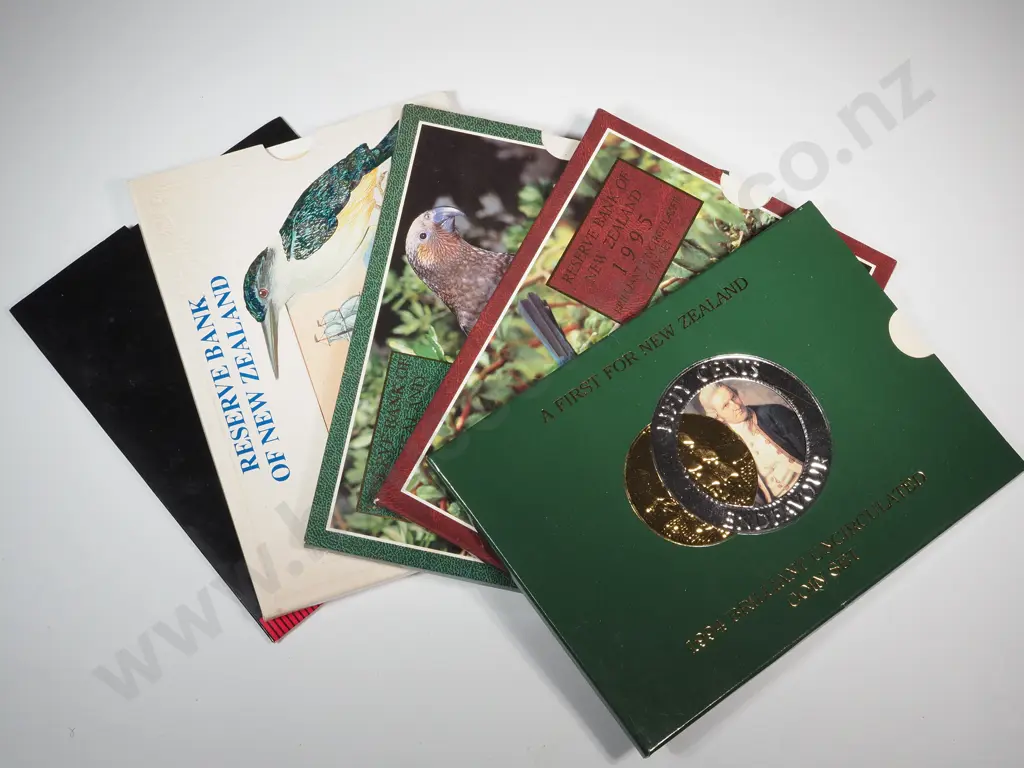 Five New Zealand Cased Uncirculated Coin Sets  Image 1++