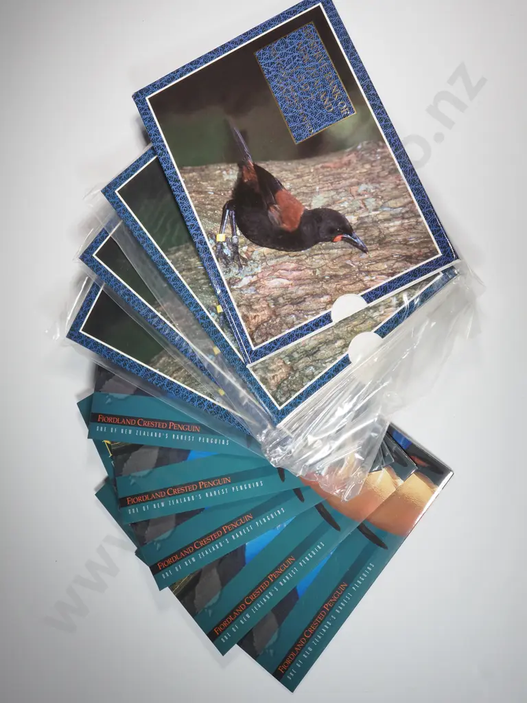 Eight New Zealand Uncirculated Coin Sets  Image 1++