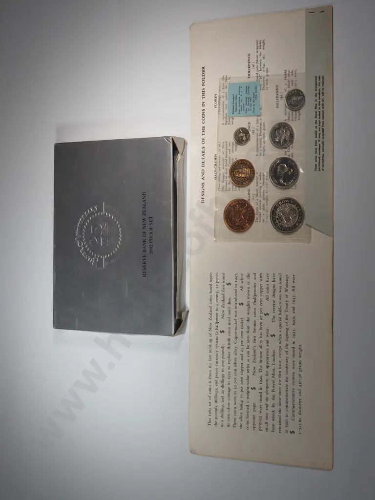 1967 Decimal Currency NZ Uncirculated 7 Coin Set  & NZ 1992 - Annual Proof Coin Set - 25th Anniversary (Decimal Coinage) Image 1++