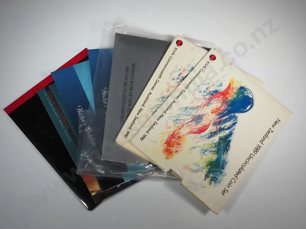 Seven New Zealand Uncirculated Coin Sets  Image 1++