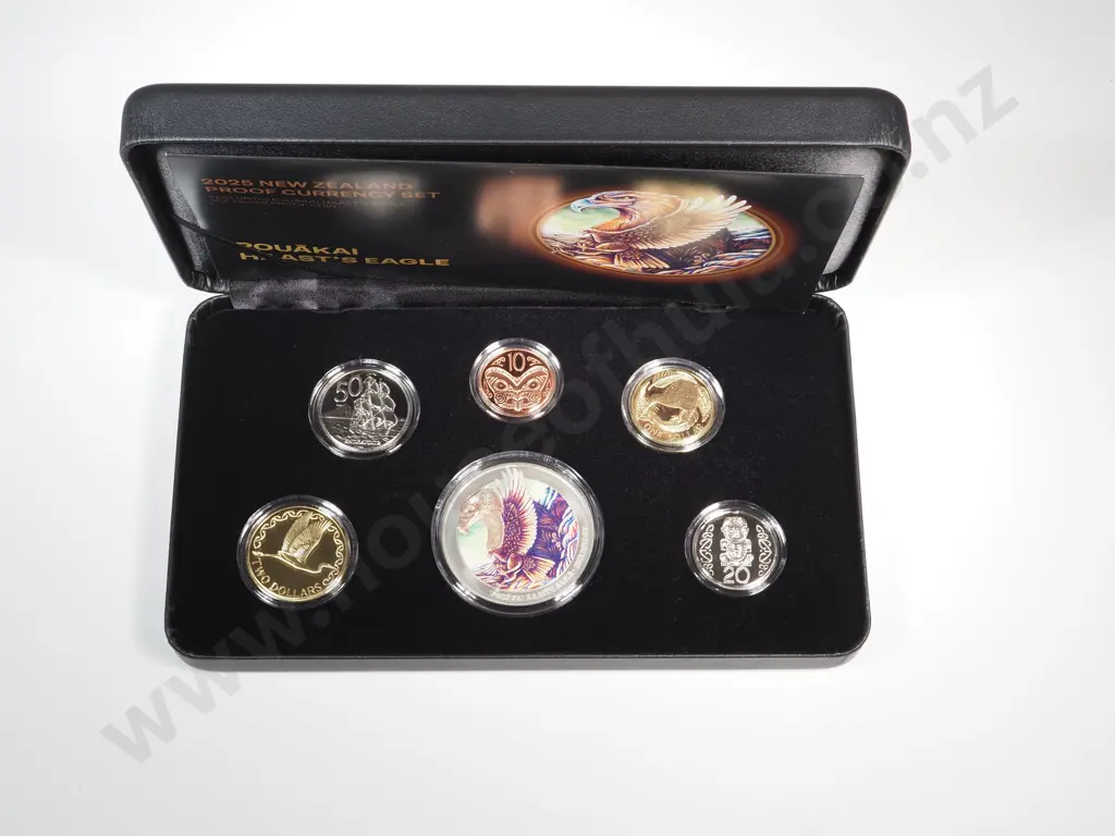 2025 New Zealand Proof Currency Set  Image 1++