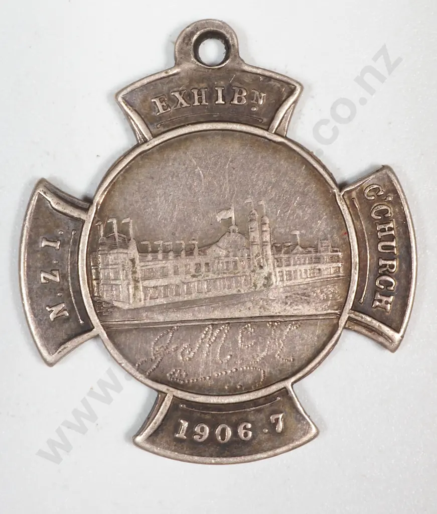 1906-07 Christchurch Exhibition Souvenir Silver Kiwi   Image 1++