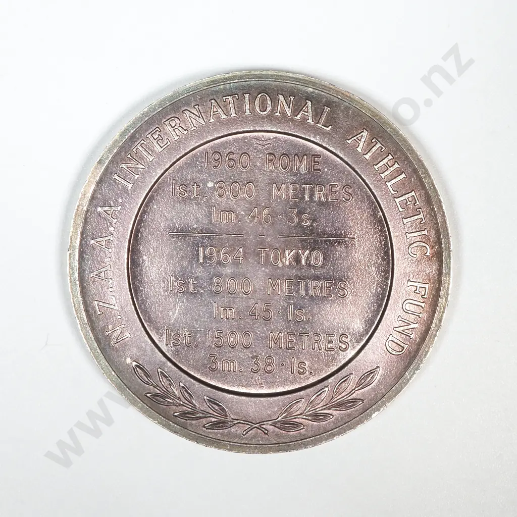 NZAA International Athletic Fund Sterling Silver Peter Snell Medalet  Image 1++