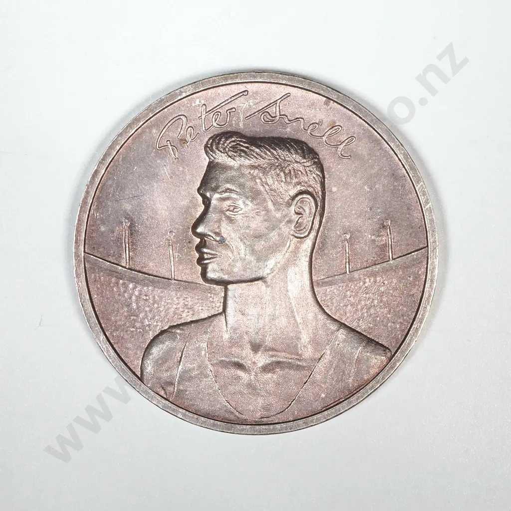 NZAA International Athletic Fund Sterling Silver Peter Snell Medalet  Image 1++