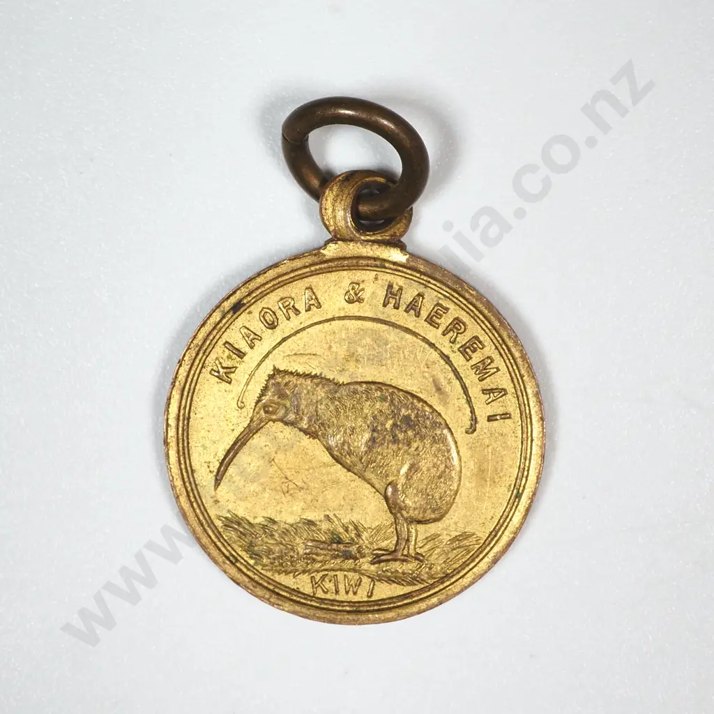 1906-07 Christchurch Exhibition Gilt Medalette  Image 1++