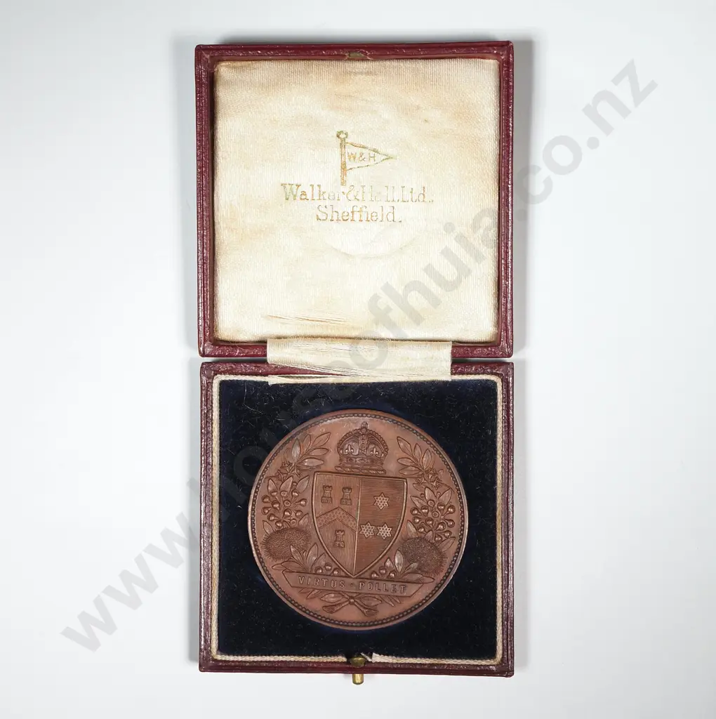 Kings High School Cased Bronze Medal - Unawarded  Image 1++