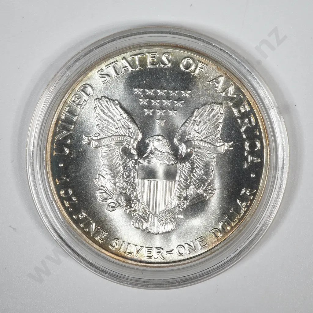 1988 United States Liberty Dollar Silver Ounce Coin  Image 1++
