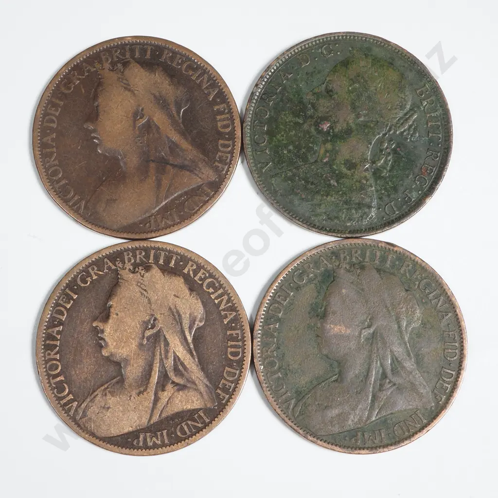 Four United Kingdom Penny - 2 x 1897 - 1907 / 1888 - One Low Tide & One High Tide Image 1++