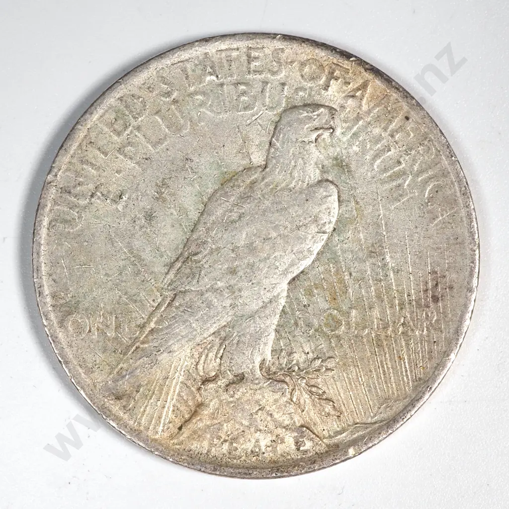 1922 United States of America Liberty Silver Dollar  Image 1++