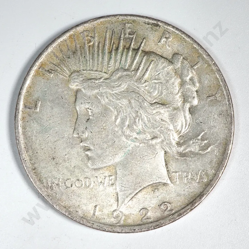 1922 United States of America Liberty Silver Dollar  Image 1++