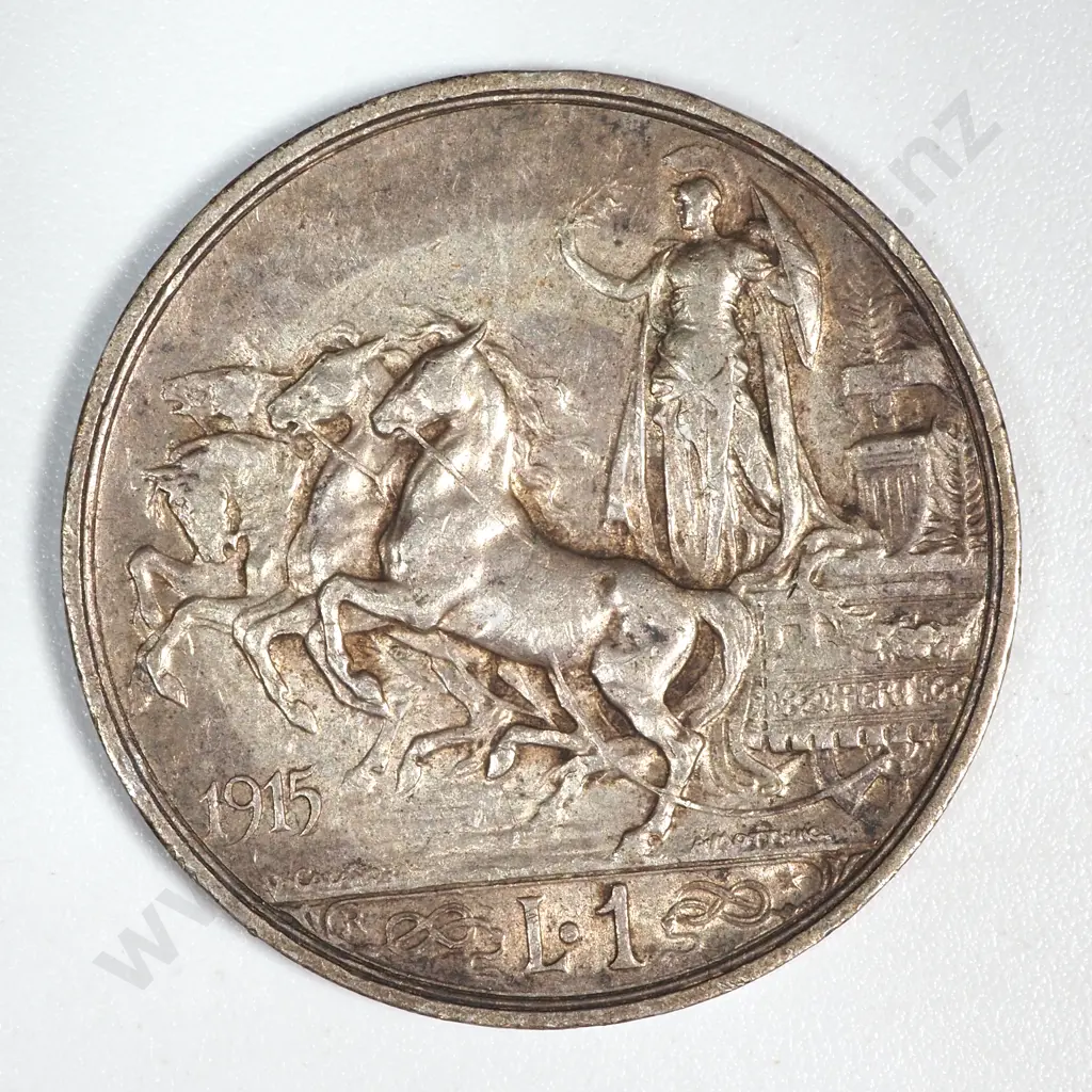 1915 Italy One Lira Coin - Very Nice Condition  Image 1++