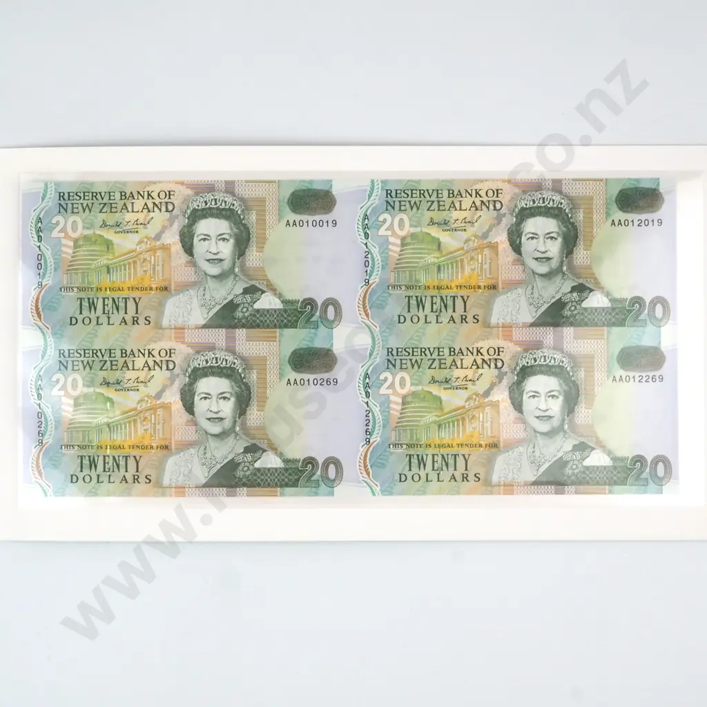1992 New Zealand Uncut Sheet of Four Twenty Dollar Banknotes - Presentation Pack  Image 1++