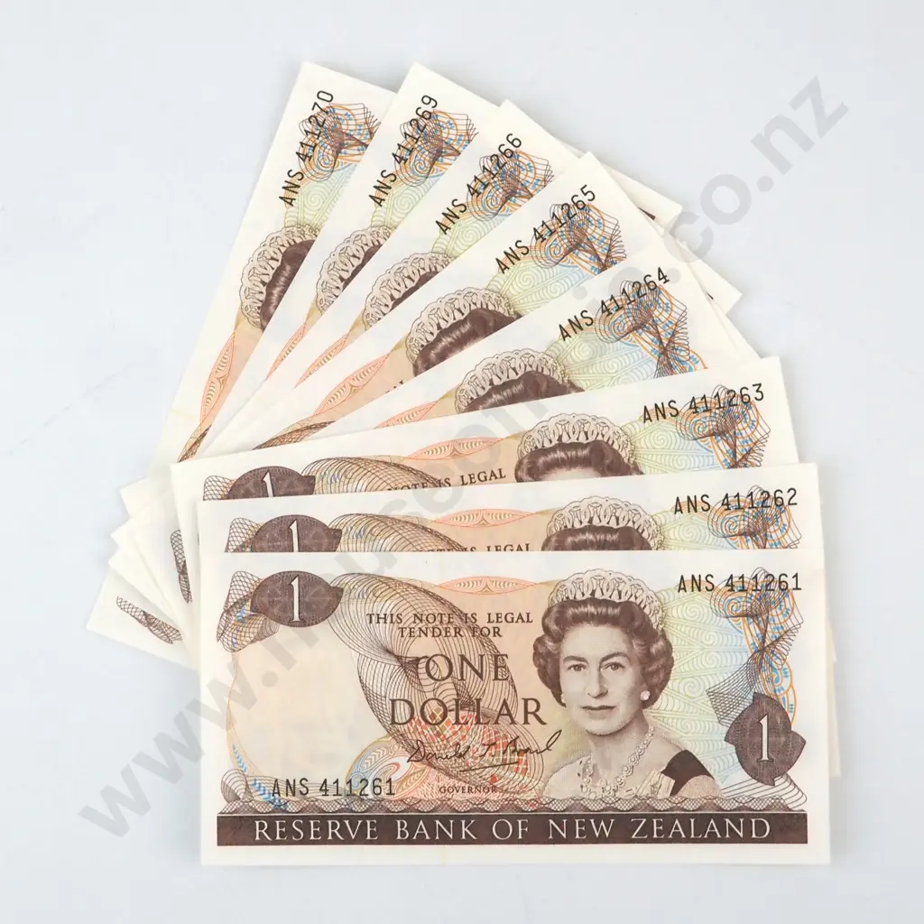 Ten Consecutive New Zealand One. Dollar Brash Banknotes - Last Prefix AUNC Image 1++
