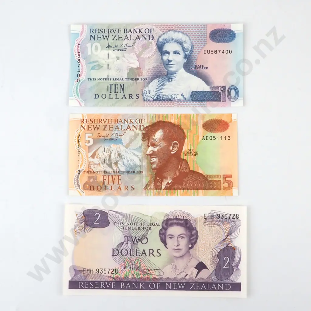 New Zealand 2/5/10 Banknotes AUNC  Image 1++