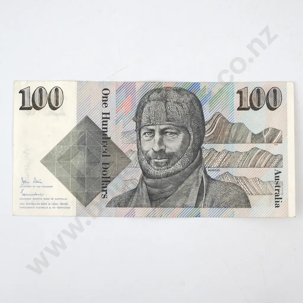 Australia One Hundred Dollar Banknote  Image 1++