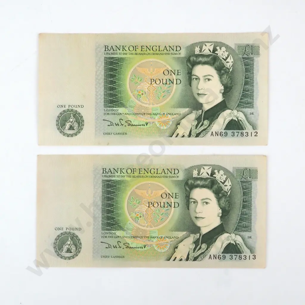 Bank of England One Pound Note D.H.F Somerset Uncirculated Consecutive X 2 Image 1++