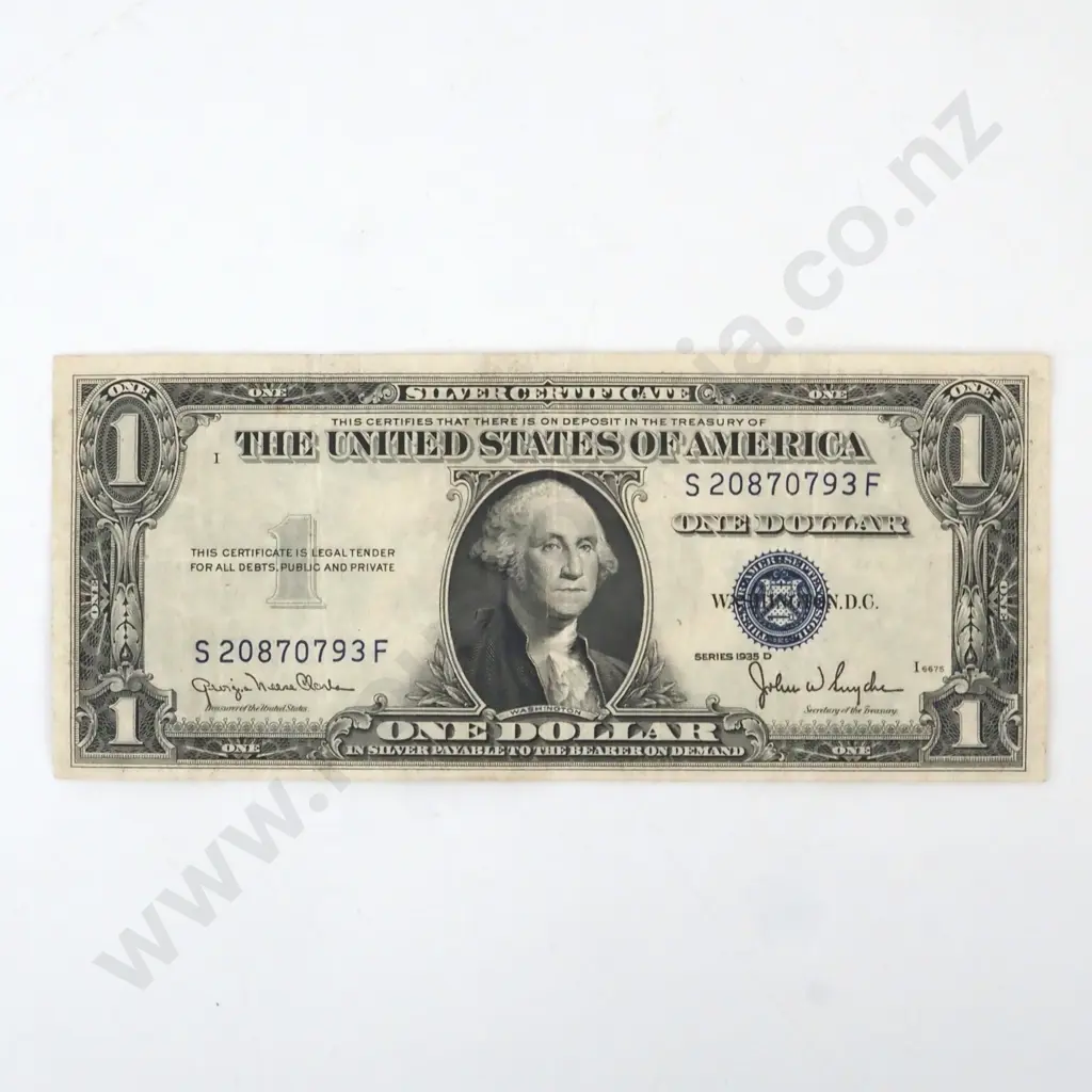 1935 Series United States of America One Dollar Silver Certificate Banknote  Image 1++