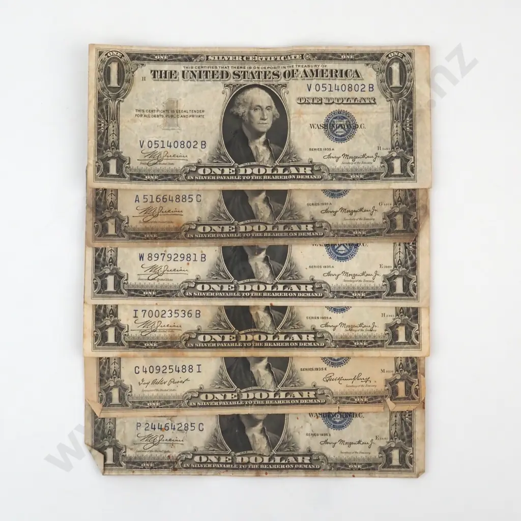 Six United States of America One Dollar Silver Certificate Banknotes - Circulated  Image 1++