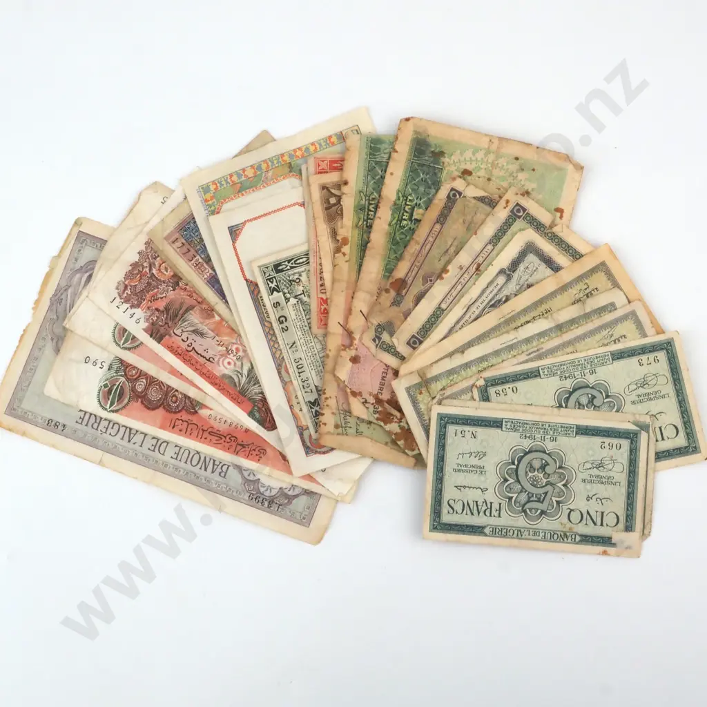 Assorted Lot of 24 Mostly Algerian, Lebanon, Syrian, WW2 Era Banknotes  Image 1++