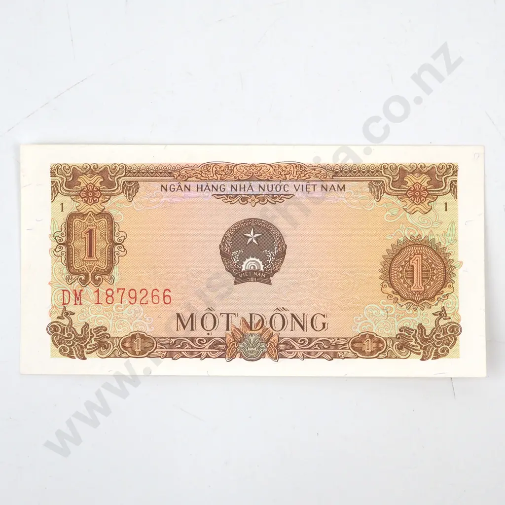 Vietnam One Dong Banknote  Image 1++
