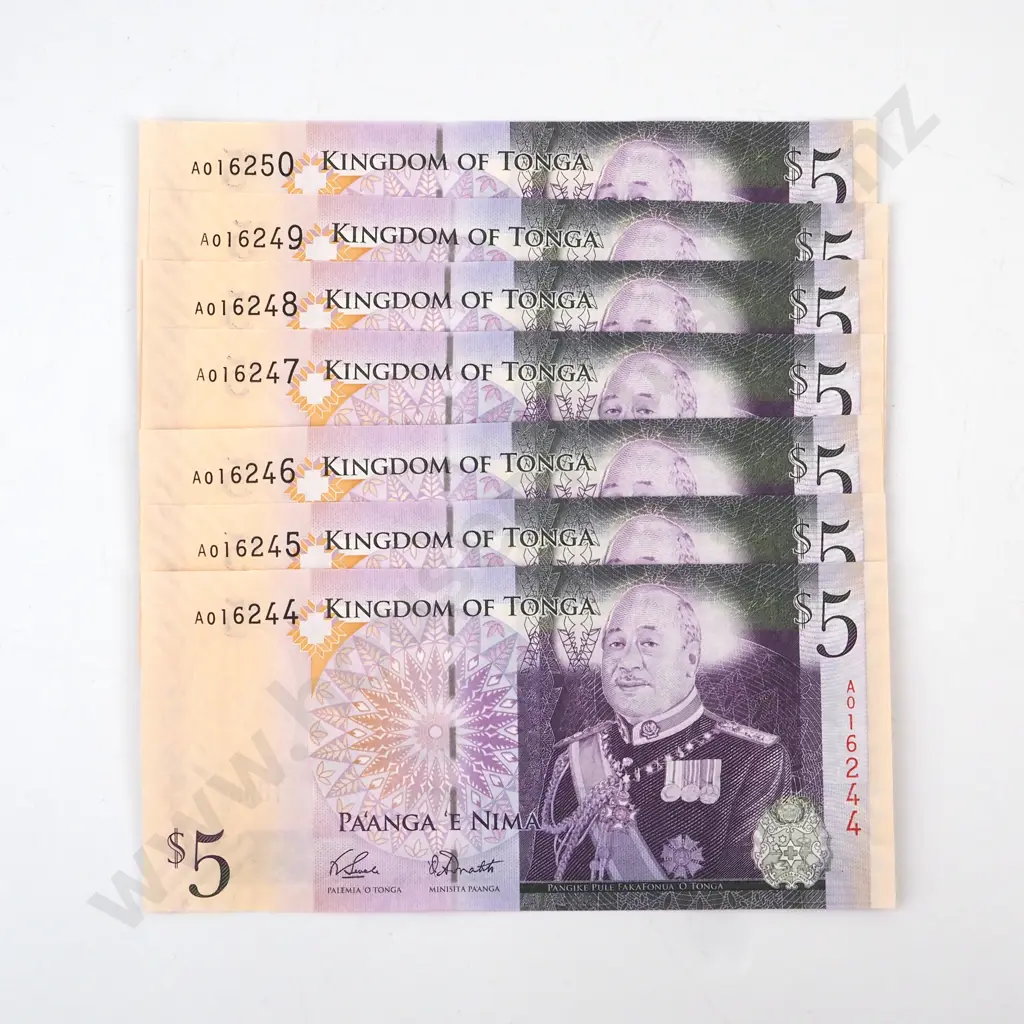 Seven Consecutive Kingdom of Tonga Five Dollar Banknotes UNC  Image 1++