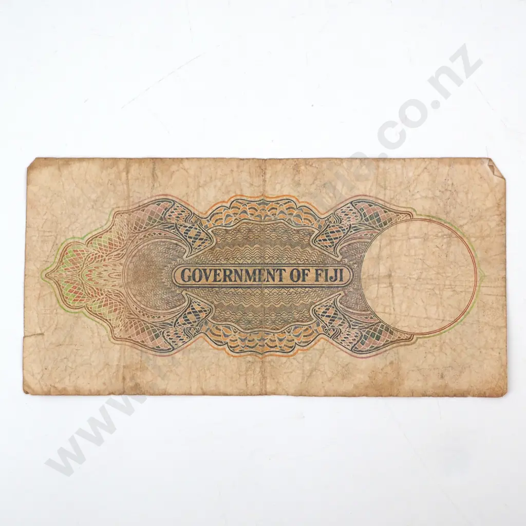 1951 Fiji Ten Shilling Banknote  Image 1++