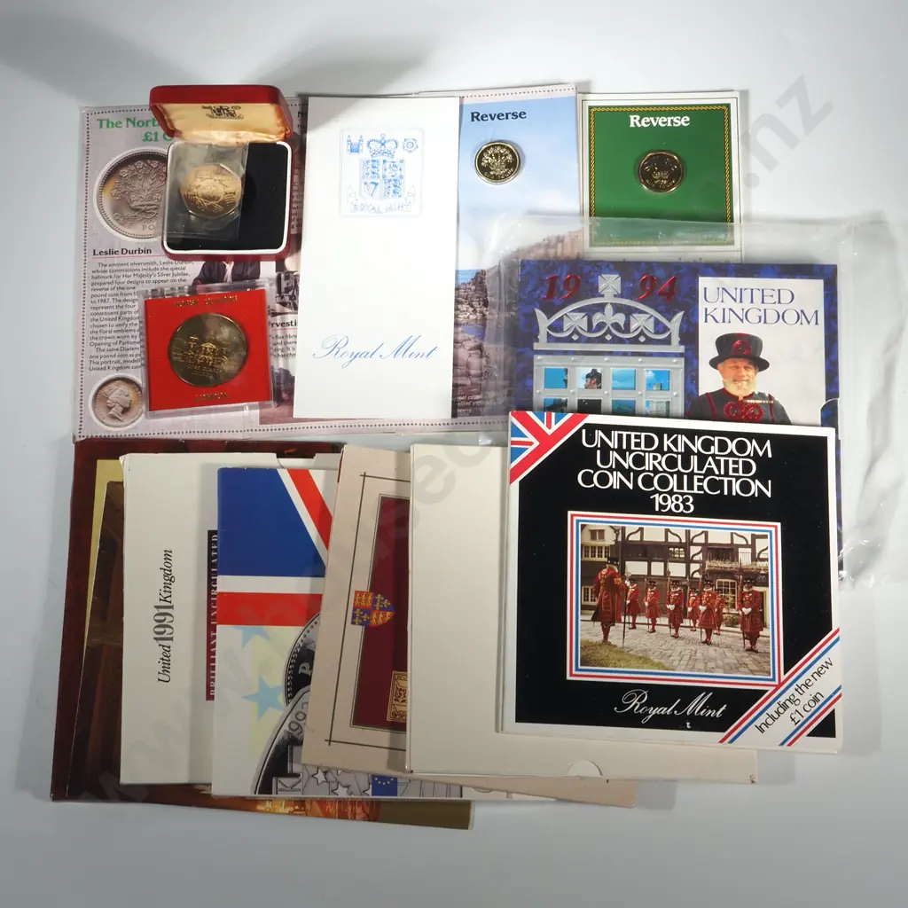 Large Lot of Assorted UNC United Kingdom Coin Sets  Image 1++