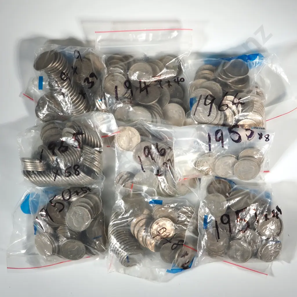 4.5 KG of Assorted New Zealand Post 1947 Florins  Image 1++