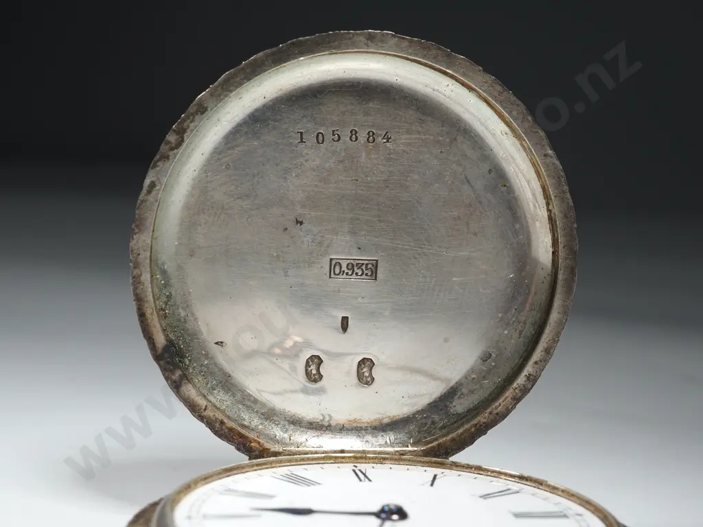 .935 Silver Pocket Watch w Watch Key Image 1++