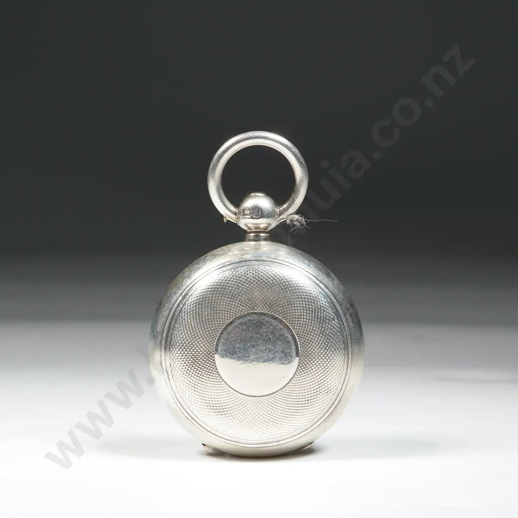 Sterling Silver Sovereign Case Wtih Engine Turned Decoration  Image 1++