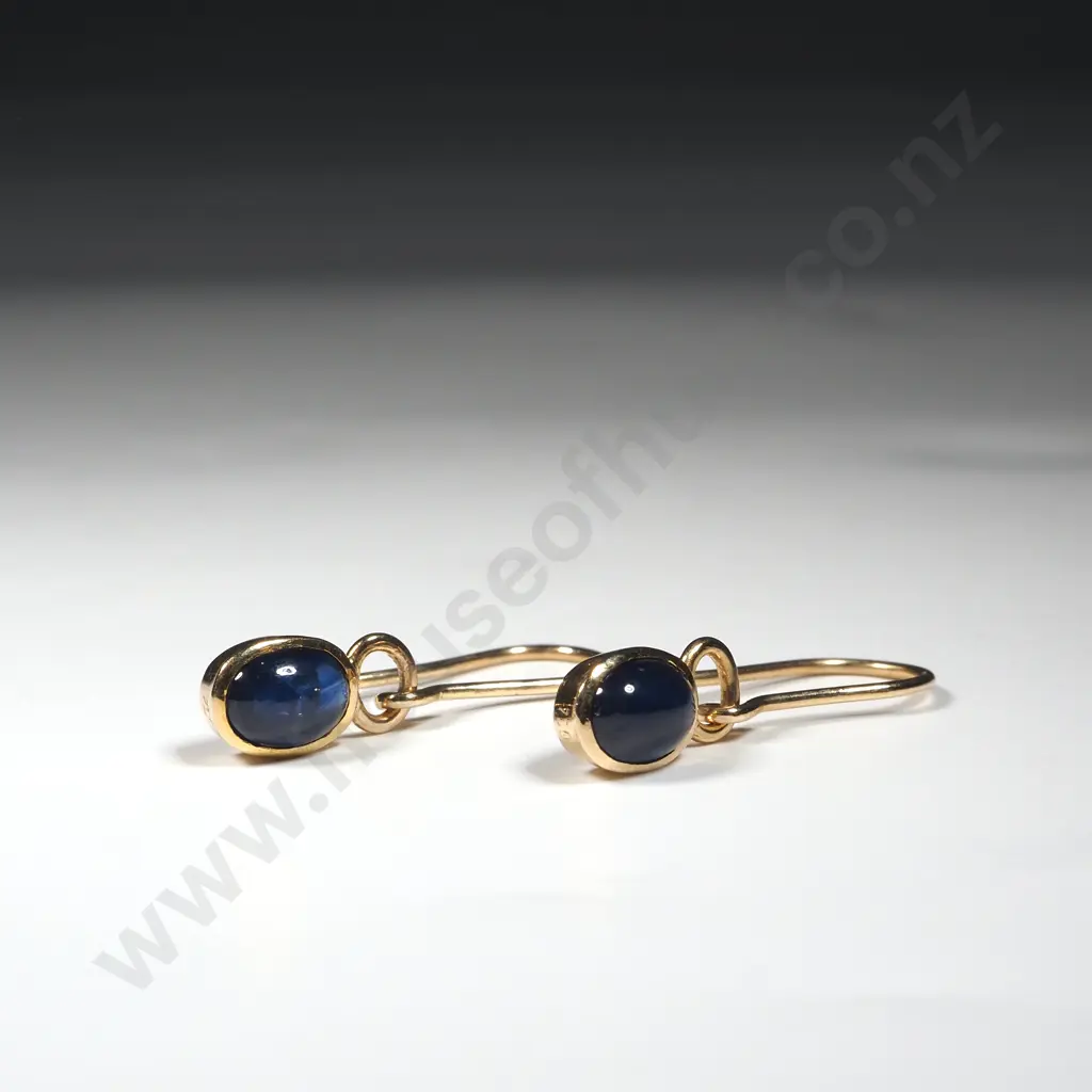 18ct Gold Sapphire Earrings on Shepards Hooks Image 1++