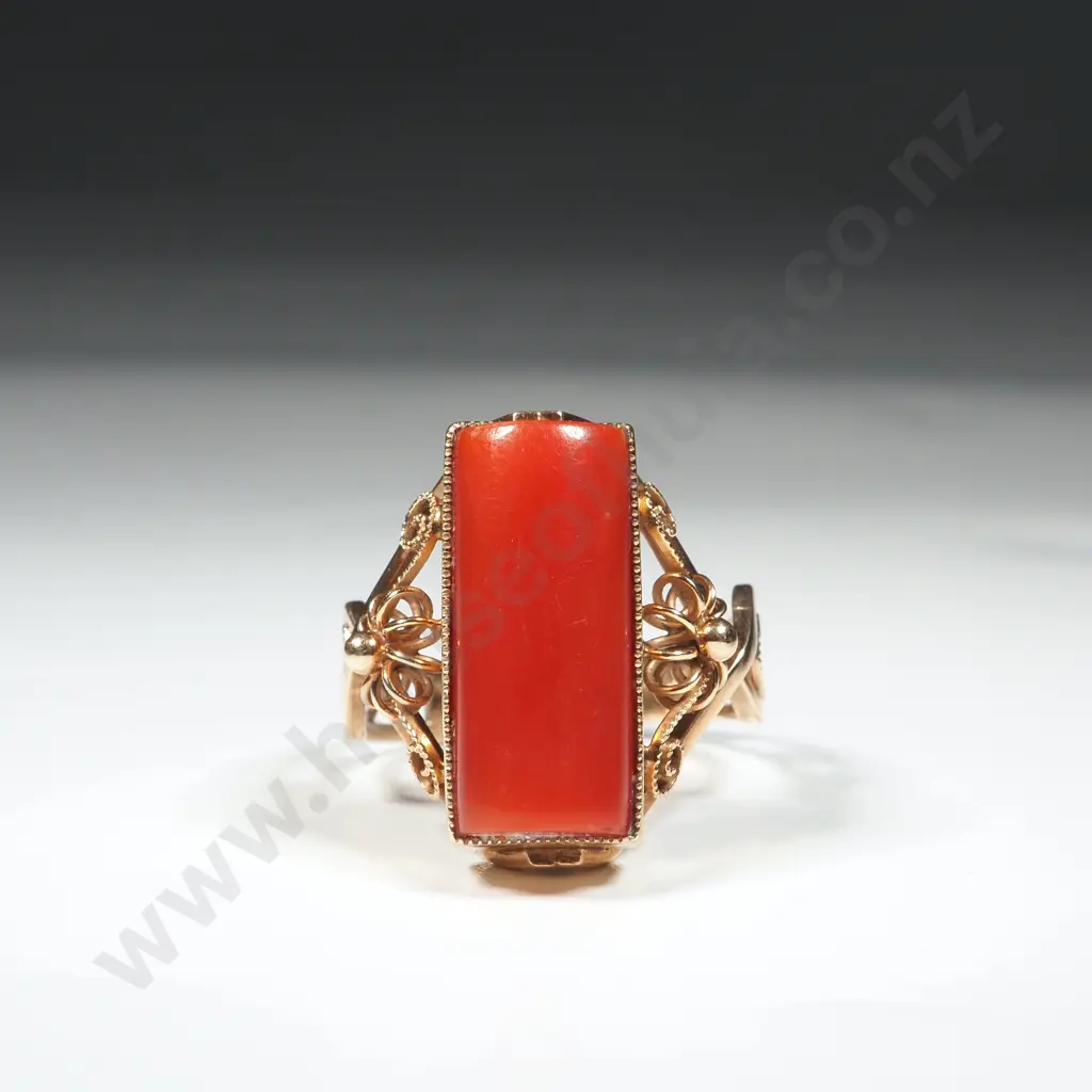 18ct Gold Carnelian Ring Image 1++