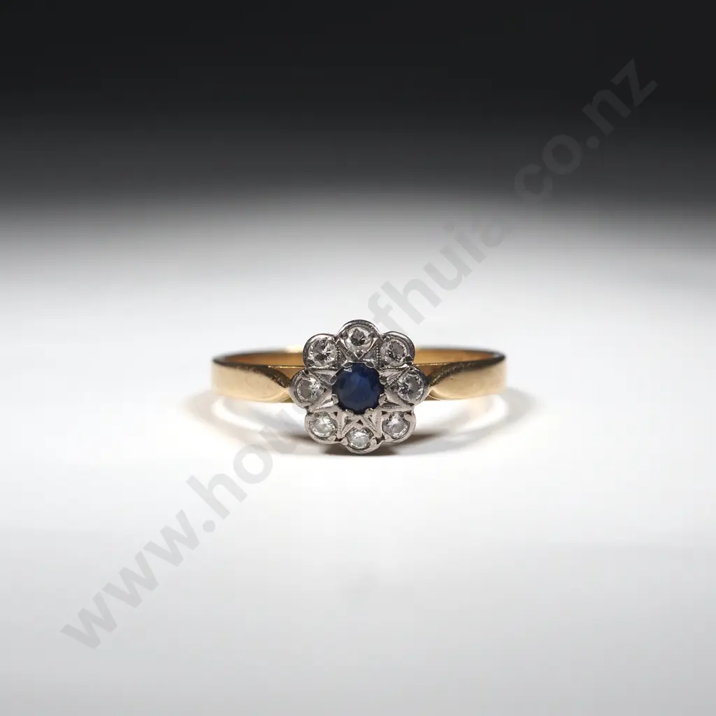 18ct Gold Diamond & Sapphire Ring Image 1++