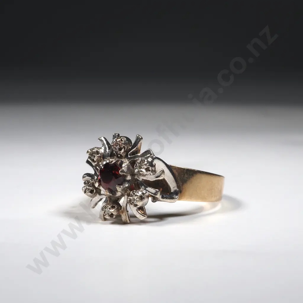 9ct Gold Diamond & Red Stone Ring Image 1++