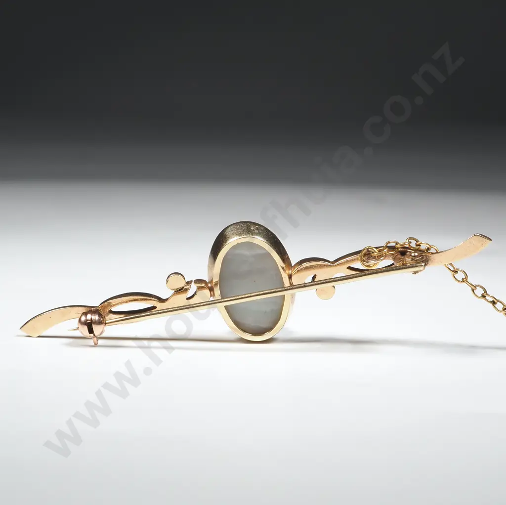 Stunning 9ct Gold Opal Doublet Brooch Image 1++