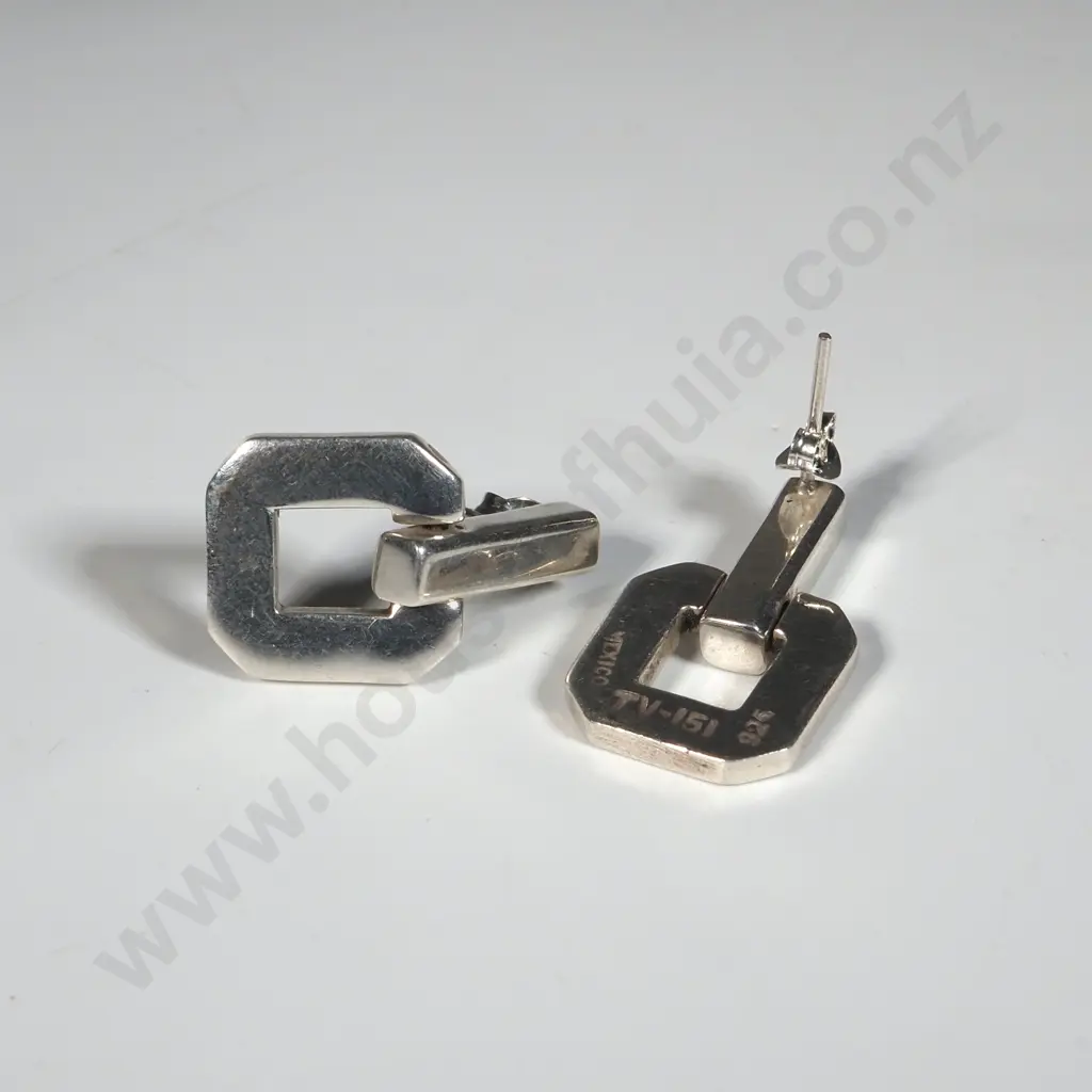 Pair Of Sterling Silver Square Drop Earrings Image 1++