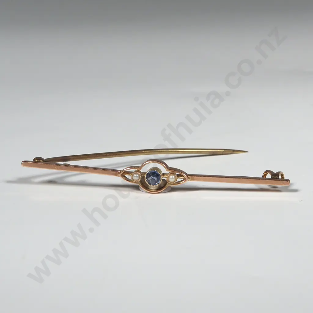 9ct Gold Seed Pearl Sapphire Brooch Image 1++