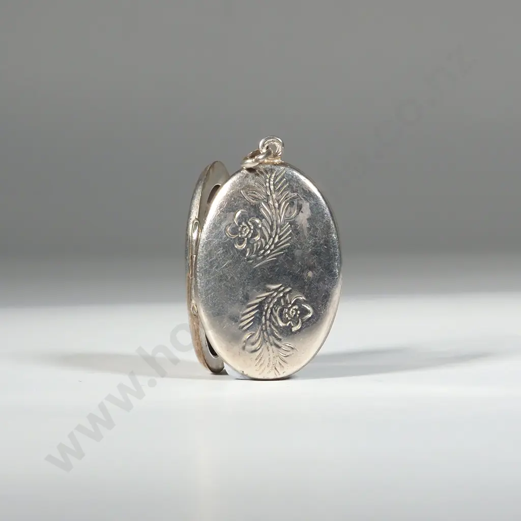 Sterling Silver Oval Locket with Engraved Decoration Image 1++