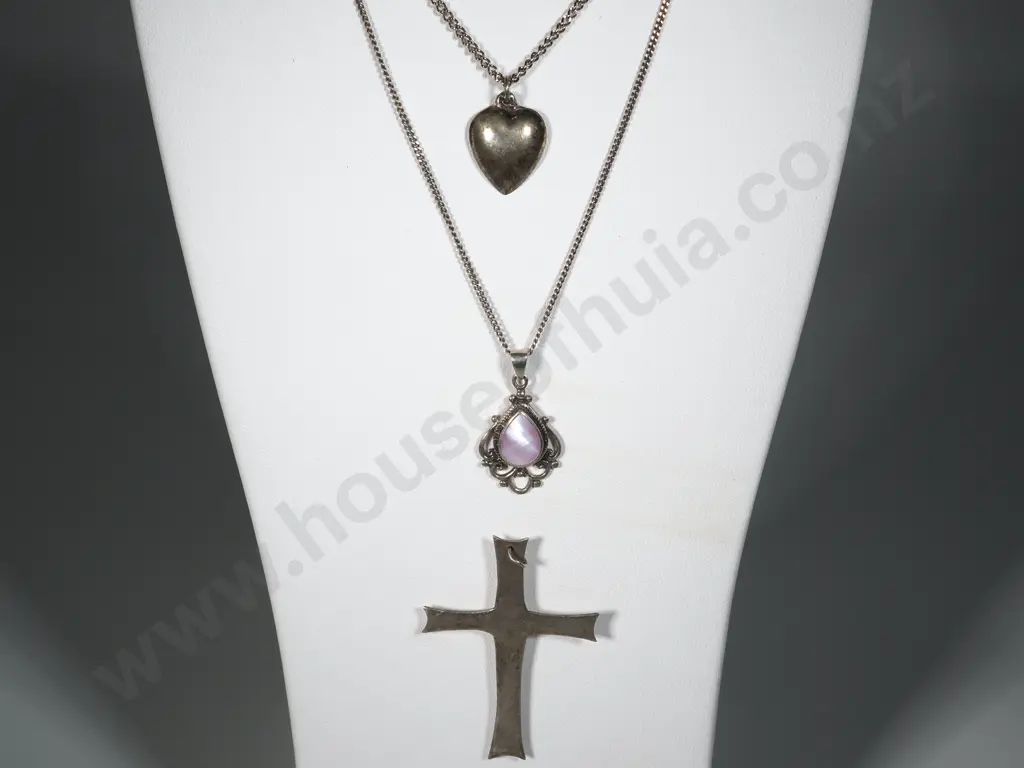 Assorted Silver Jewellery Image 1++