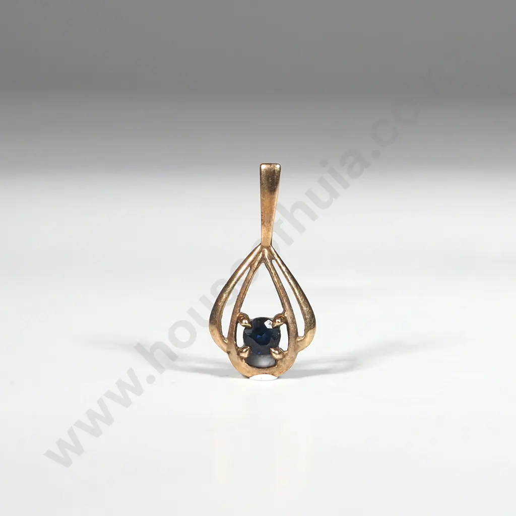 9ct Gold Sapphire Pendant Image 1++