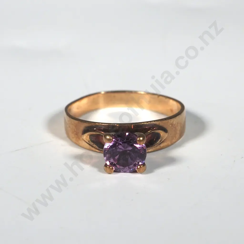 9ct Gold Purple Gem Ring Image 1++