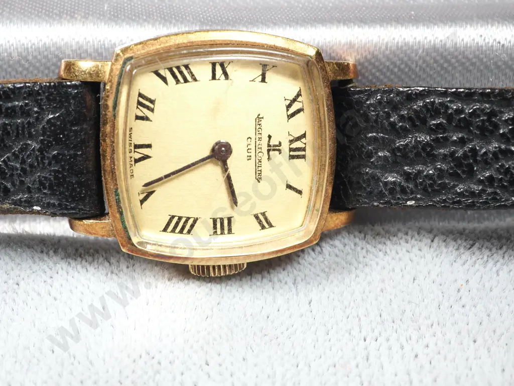 Vintage Jaeger Le Coulture Ladies Rolled Gold Wristwatch Image 1++