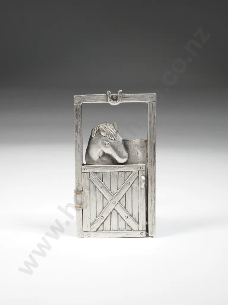 Costume Horse Brooch Image 1++