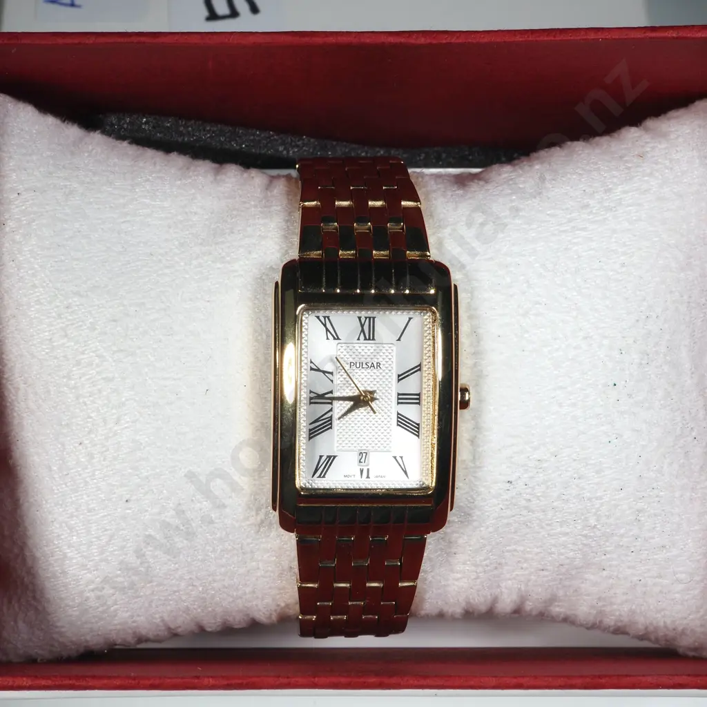 Ladies Cased Pulsar Watch - Untested  Image 1++