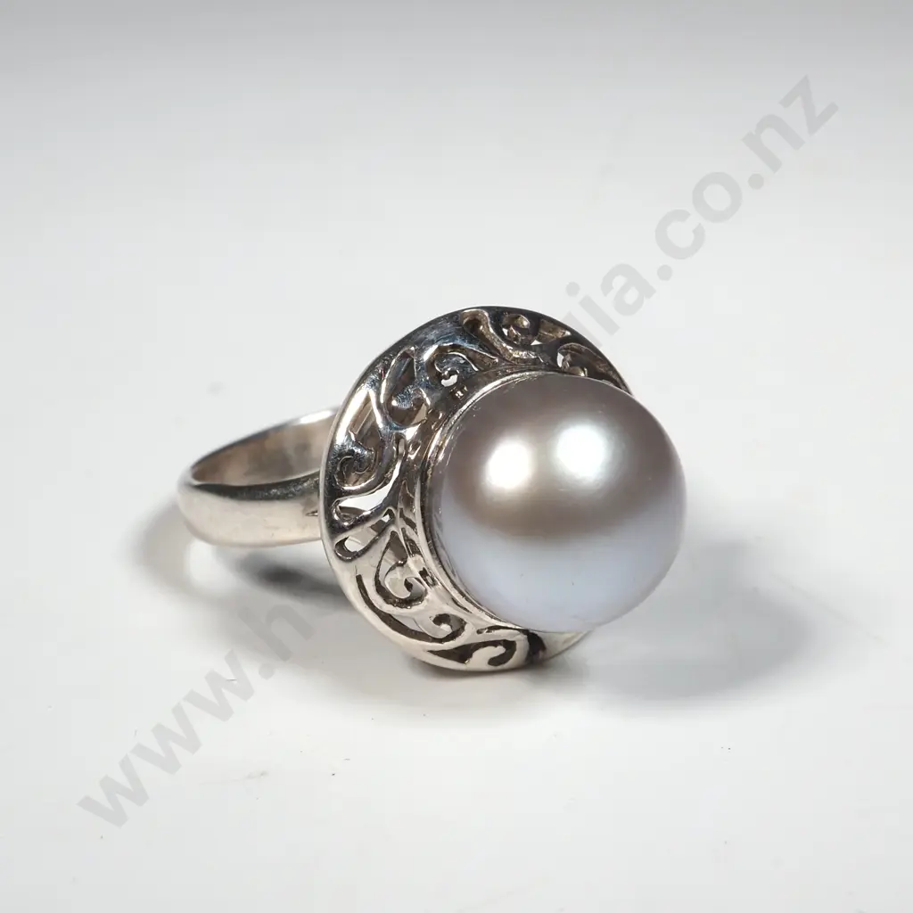Sterling Silver Blue/Silver Pearl Ring in Filigree Design Setting. Image 1++