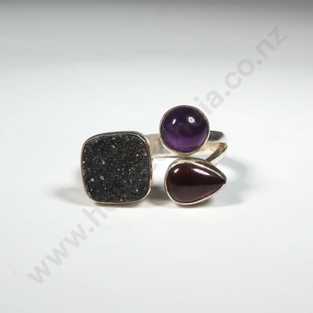 Sterling Silver Amethyst, Garnet, Marcasite (Possibly) Ring. Image 1++